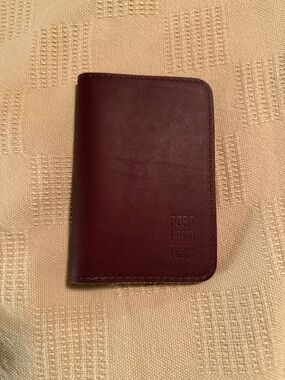 Portland Leather modern passport holder. Grizzly